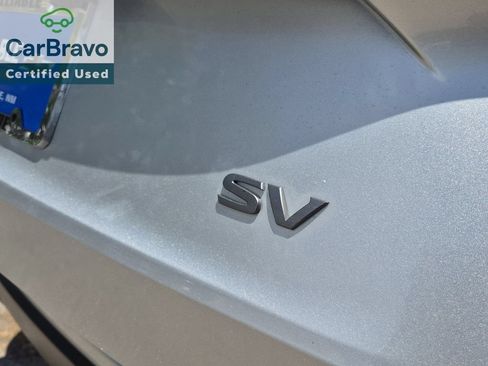Used 2024 Nissan Rogue SV FWD image 14