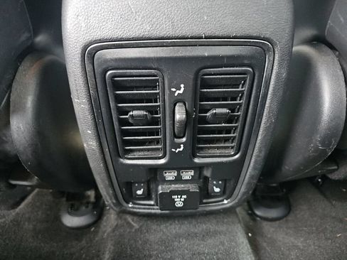 Used 2015 Jeep Grand Cherokee Limited RWD image 25