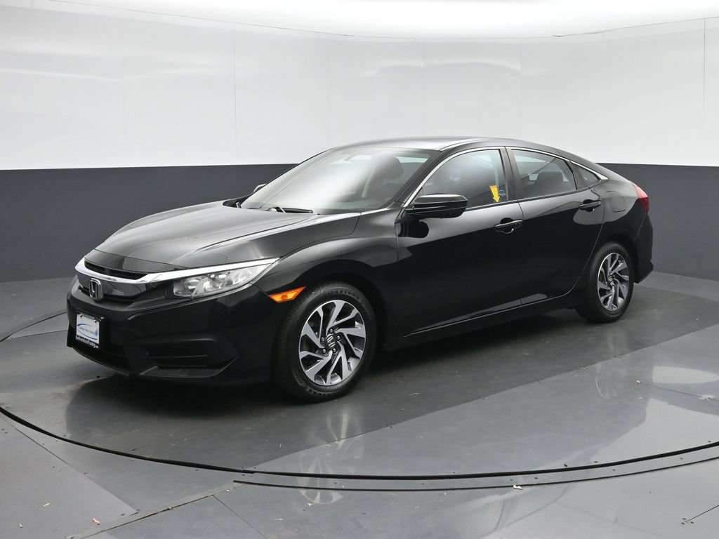 Used 2018 Honda Civic EX image 3