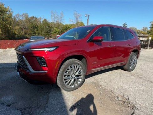 New 2026 Buick Enclave Avenir w/ Super Cruise Package image 4