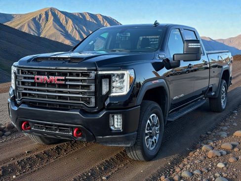 Used 2023 GMC Sierra 2500 AT4 image 4