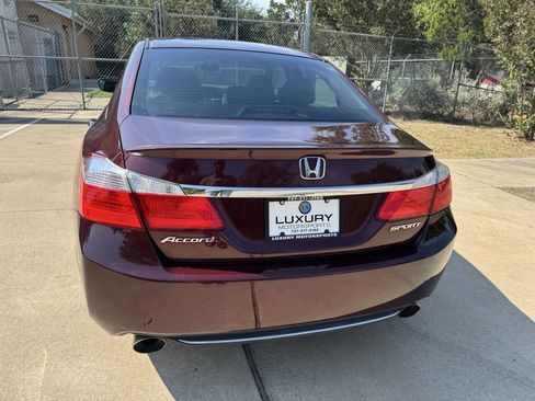 Used 2015 Honda Accord Sport image 23