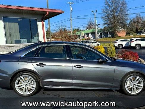 Used 2023 Audi A4 2.0T Premium image 12