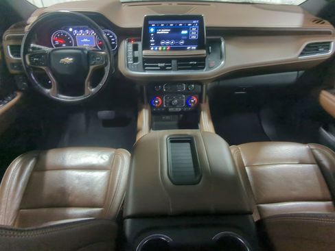 Used 2021 Chevrolet Suburban High Country w/ Premium Package image 28