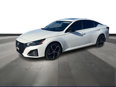 Used 2023 Nissan Altima 2.5 SR w/ SR Premium Package