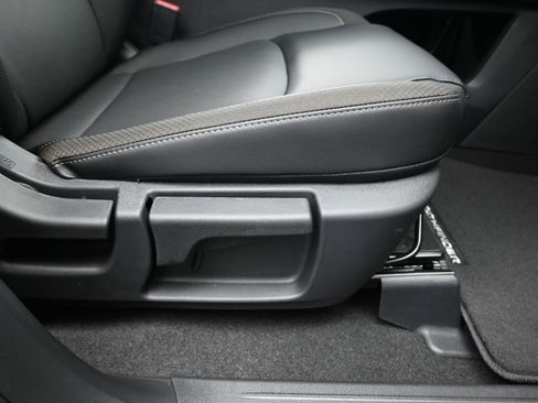 New 2026 Nissan Pathfinder SL AWD/4WD image 16