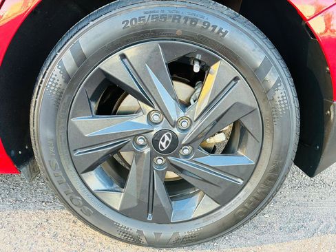 Used 2023 Hyundai Elantra SEL FWD image 38