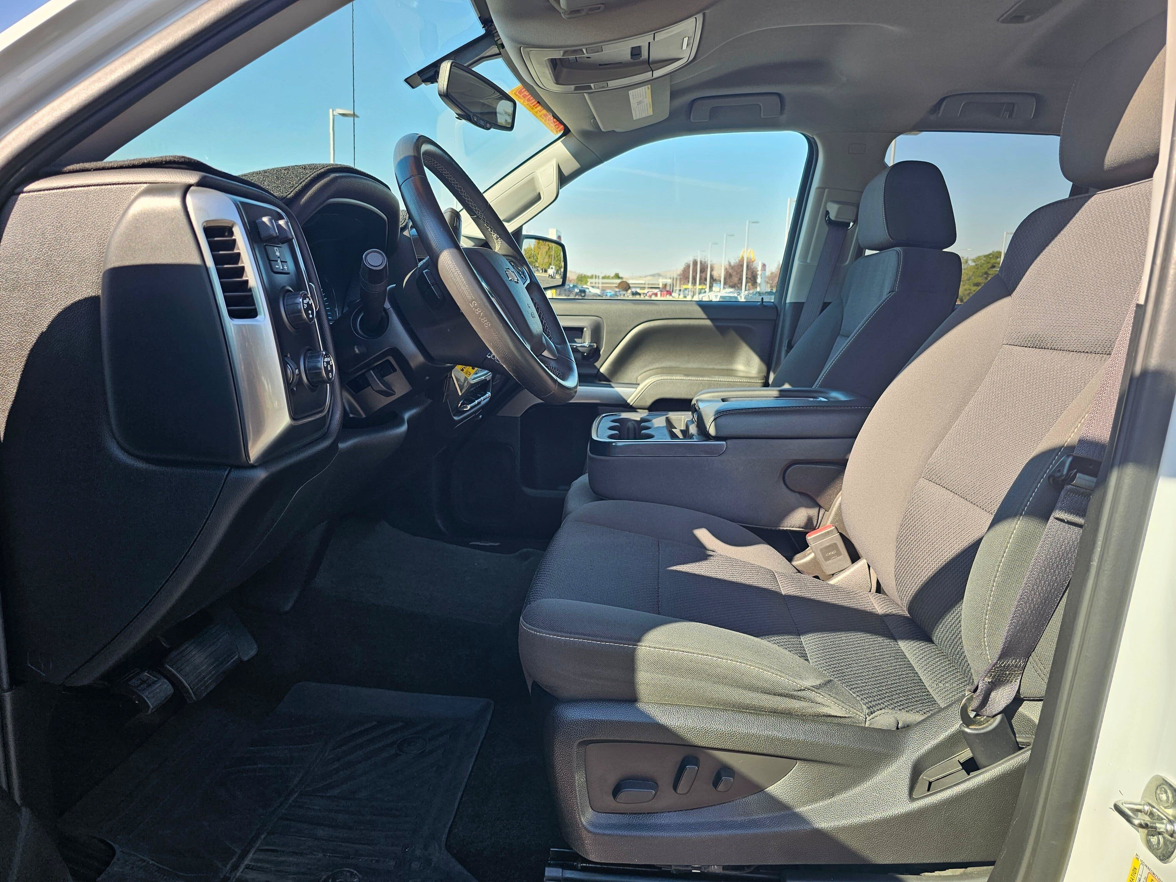 Used 2017 Chevrolet Silverado 1500 LT w/ All Star Edition AWD/4WD image 20