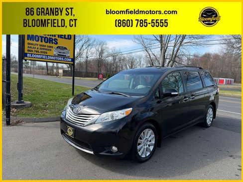 Used 2013 Toyota Sienna Limited w/ Premium Pkg image 1