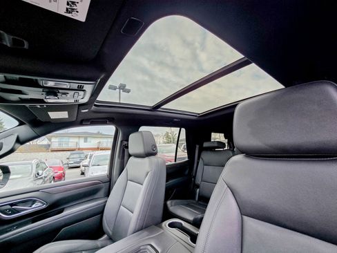 Used 2023 Chevrolet Tahoe LT w/ LT Signature Package image 9