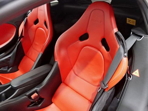 Used 2019 McLaren 600LT RWD image 30