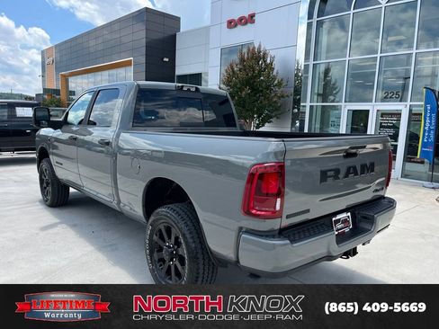 New 2026 RAM 2500 Big Horn AWD/4WD image 18