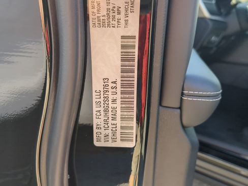 New 2025 Jeep Grand Cherokee Limited image 28