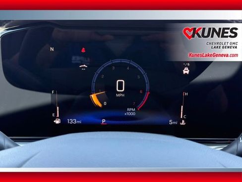 New 2026 Chevrolet Trax LT FWD image 4