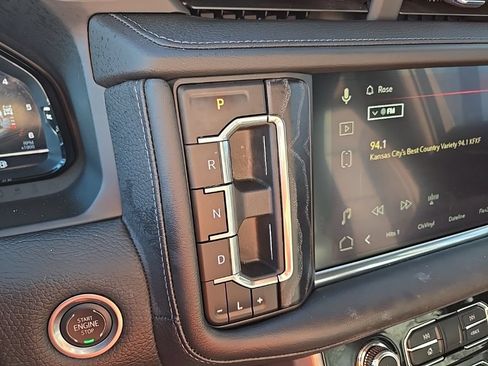 Used 2024 GMC Yukon XL Denali w/ Advanced Technology Package AWD/4WD image 52