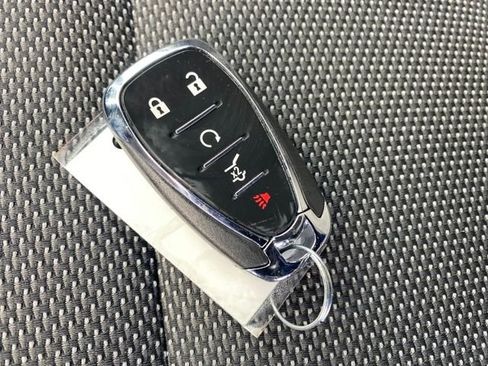 Certified 2023 Chevrolet Traverse LT w/ LPO, Floor Liner Package image 24