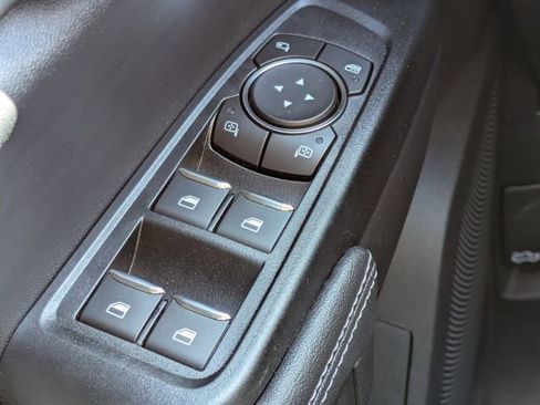 New 2025 Ford Ranger XLT w/ Equipment Group 301A High image 23