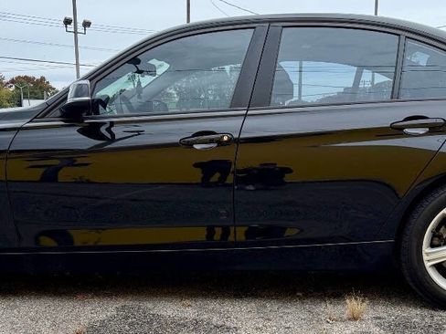 Used 2015 BMW 320i xDrive Sedan image 4