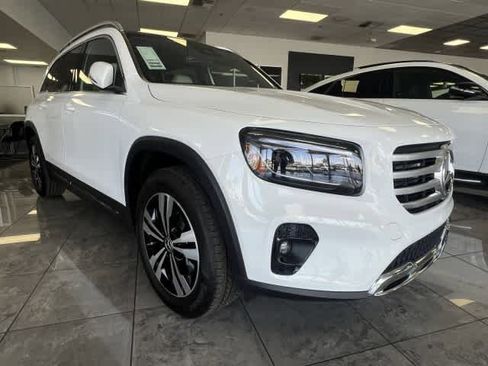 New 2026 Mercedes-Benz GLB 250 image 6