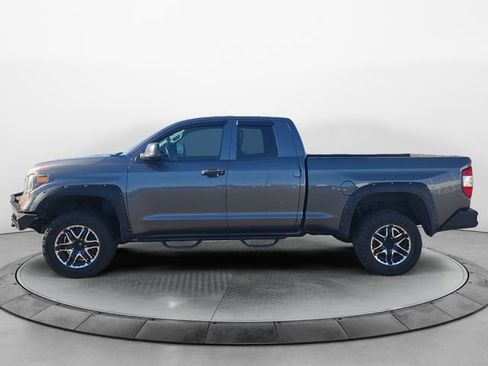 Used 2015 Toyota Tundra SR image 2