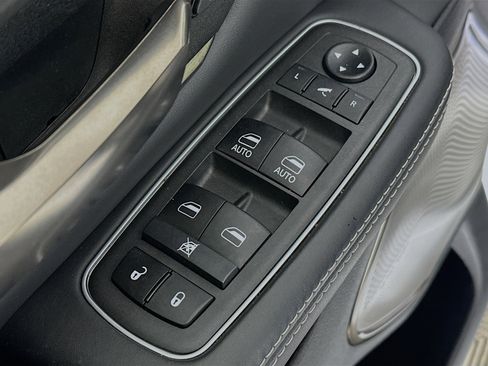 Used 2021 RAM 1500 Limited image 18