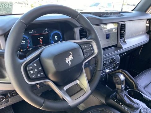 New 2026 Ford Bronco Badlands AWD/4WD image 18