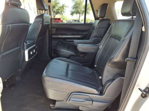Certified 2024 Ford Expedition Max XLT AWD/4WD image 15