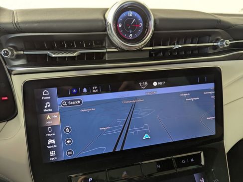 Used 2023 Maserati Grecale Modena AWD/4WD image 10