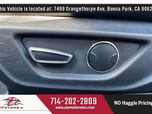 Used 2017 Ford Mustang GT Premium image 37