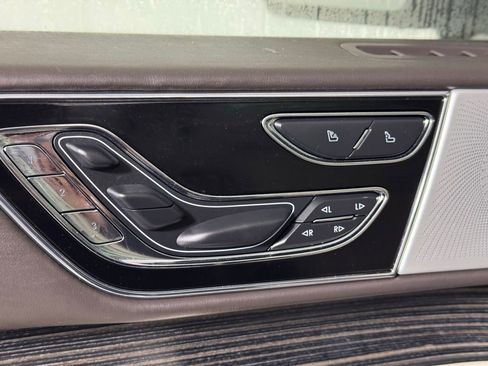 Certified 2023 Lincoln Navigator Black Label image 18