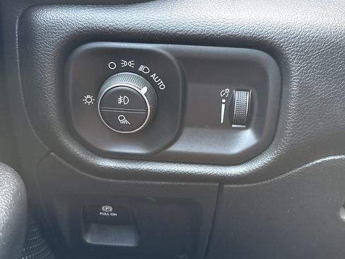 Used 2023 RAM 1500 Big Horn AWD/4WD image 31