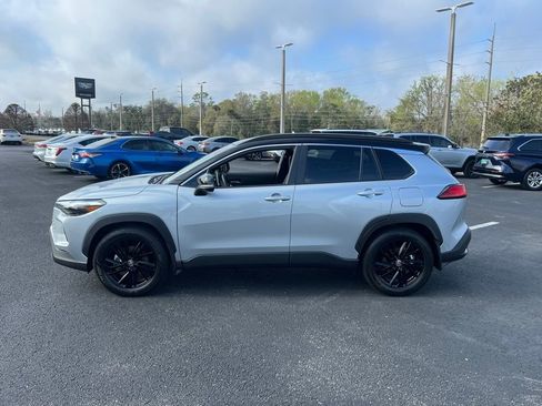 Certified 2026 Toyota Corolla Cross XSE w/ Convenience Package image 2