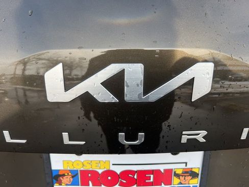 Certified 2023 Kia Telluride S w/ S Sunroof Package image 33