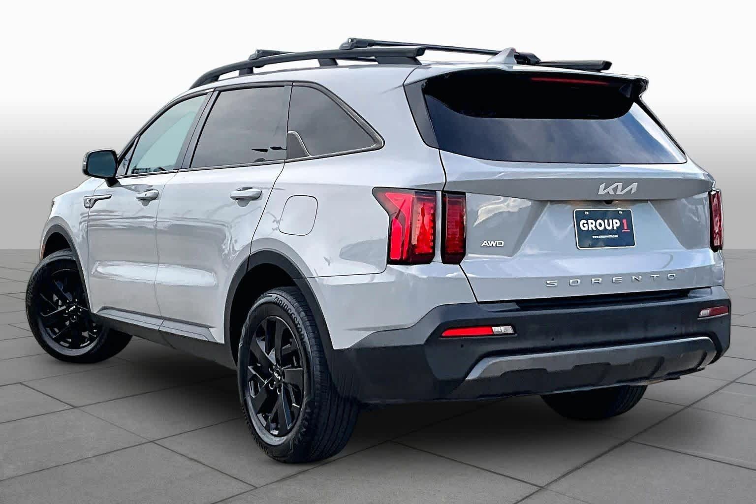 Used 2022 Kia Sorento S AWD/4WD image 12
