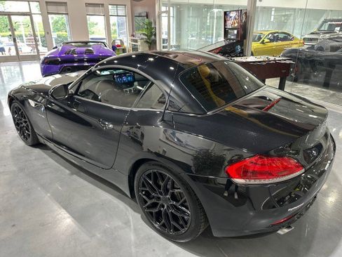Used 2009 BMW Z4 sDrive35i RWD image 40