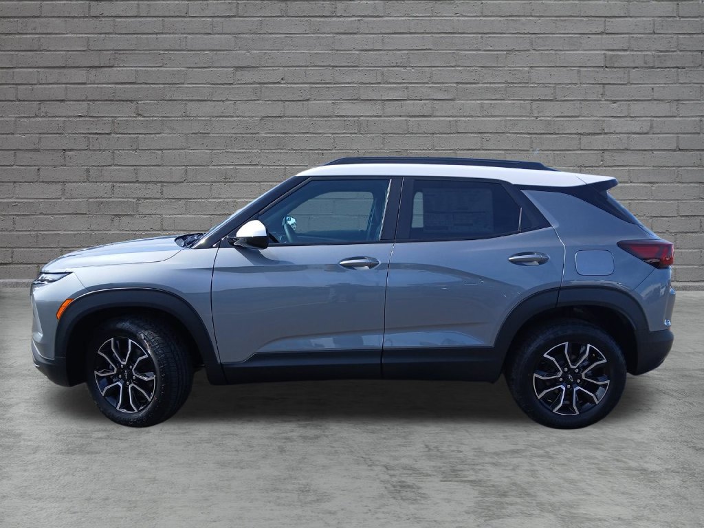 New 2026 Chevrolet TrailBlazer ACTIV AWD/4WD image 2
