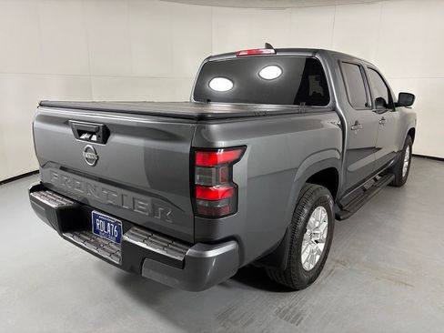 Used 2022 Nissan Frontier SV RWD image 8