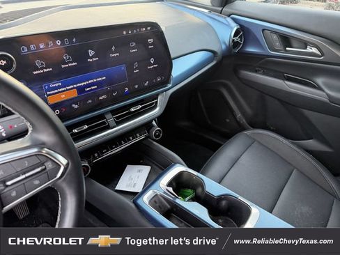 Used 2024 Chevrolet Equinox EV LT FWD image 8