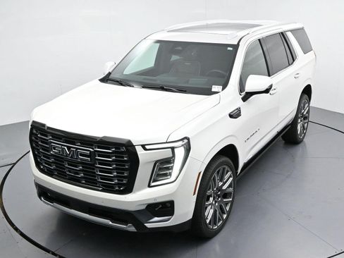 Used 2025 GMC Yukon Denali Ultimate AWD/4WD image 41
