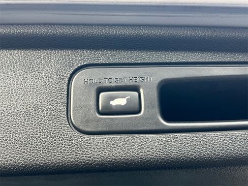 Used 2018 Honda Odyssey EX-L image 19