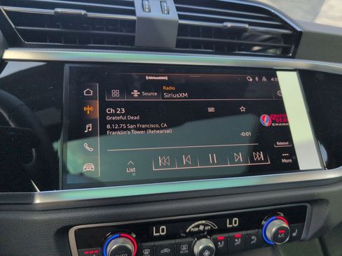 New 2025 Audi Q3 2.0T Premium image 4