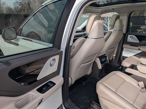 Used 2023 Lincoln Aviator Reserve w/ Equipment Group 201A image 28