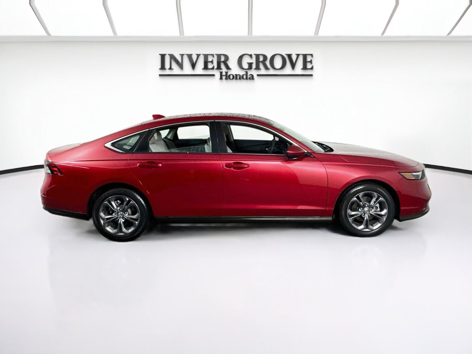 Certified 2023 Honda Accord EX image 4