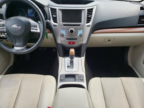 Used 2014 Subaru Outback 3.6R Limited AWD/4WD image 12