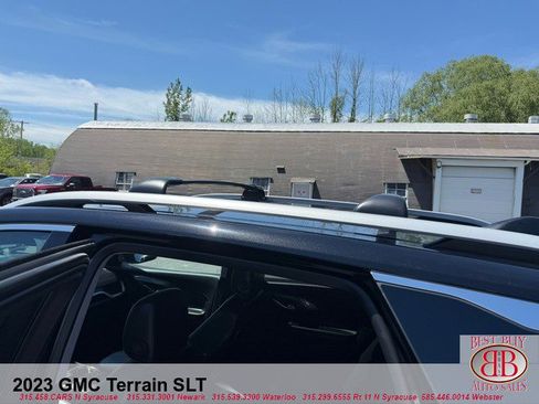 Used 2023 GMC Terrain SLT w/ Infotainment Package II AWD/4WD image 8