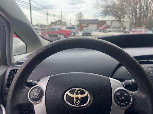 Used 2010 Toyota Prius Two image 27