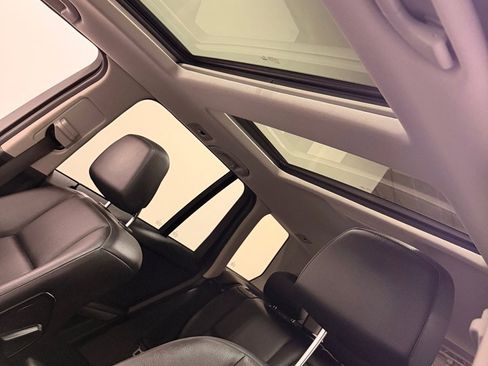 Used 2013 Mercedes-Benz GLK 350 4MATIC image 16