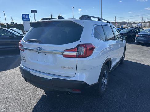 Used 2019 Subaru Ascent Premium image 15