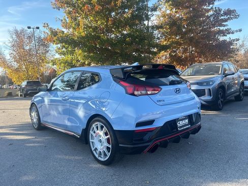 Used 2022 Hyundai Veloster N image 5