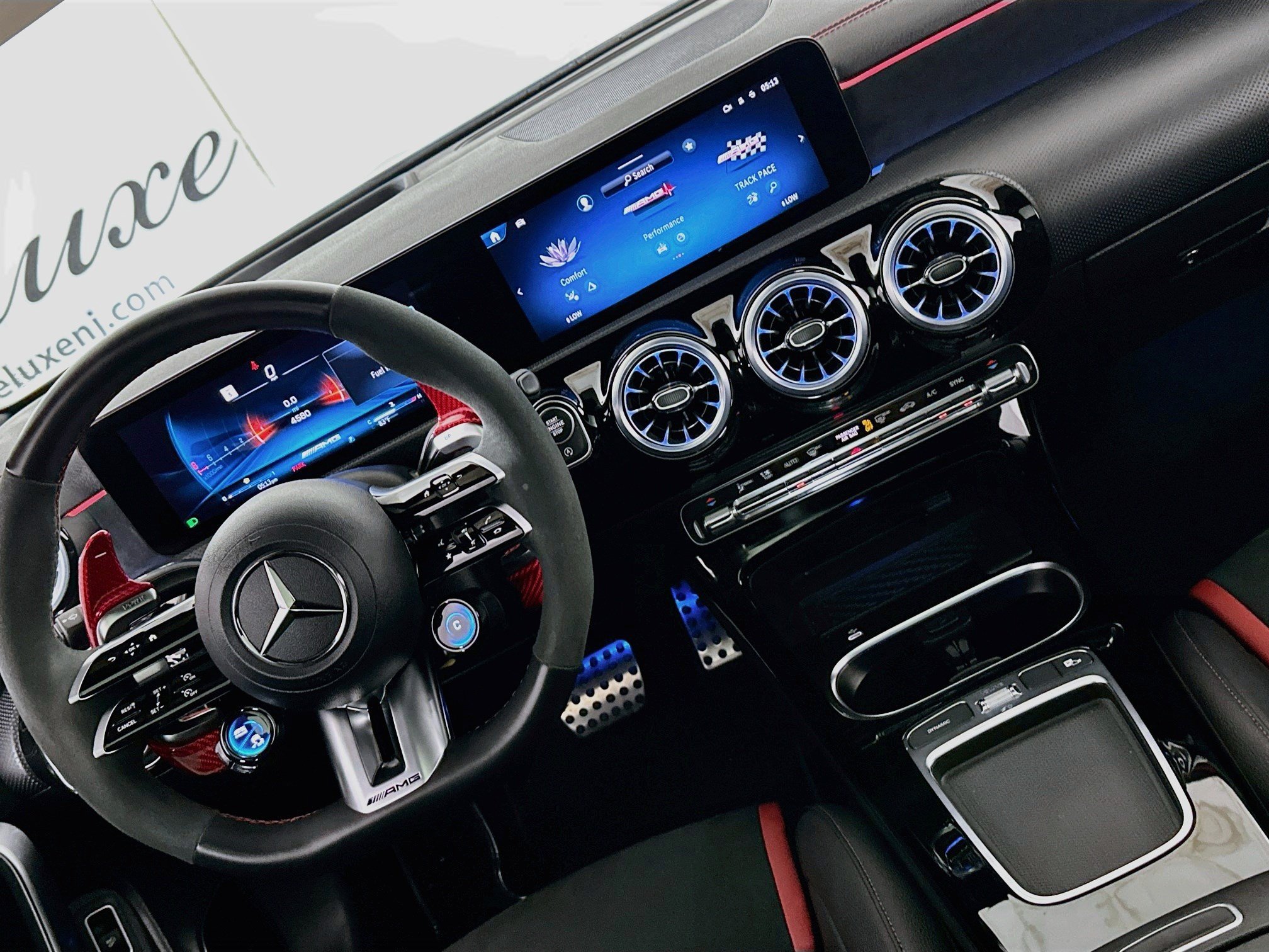 Used 2025 Mercedes-Benz CLA 45 AMG 4MATIC image 18